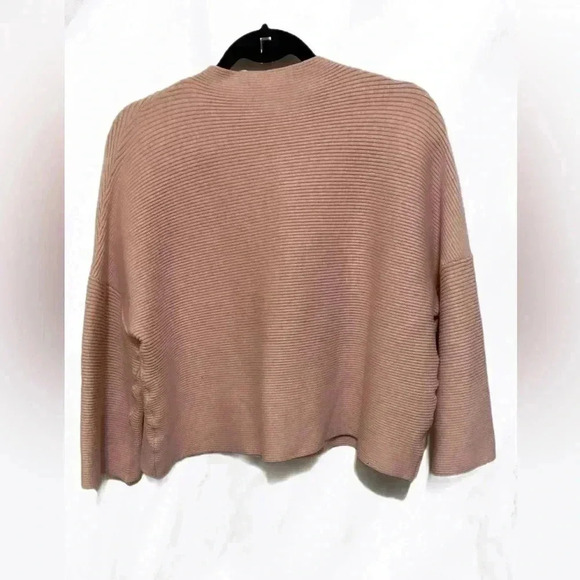 Ellison light pink lightweight mock  neck wide sleeve sweater L - Picture 4 of 5